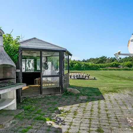 Law - 400m From The Sea By Interhome Hébergement de vacances
