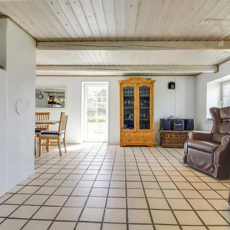 Hébergement de vacances Law - 400m From The Sea By Interhome *